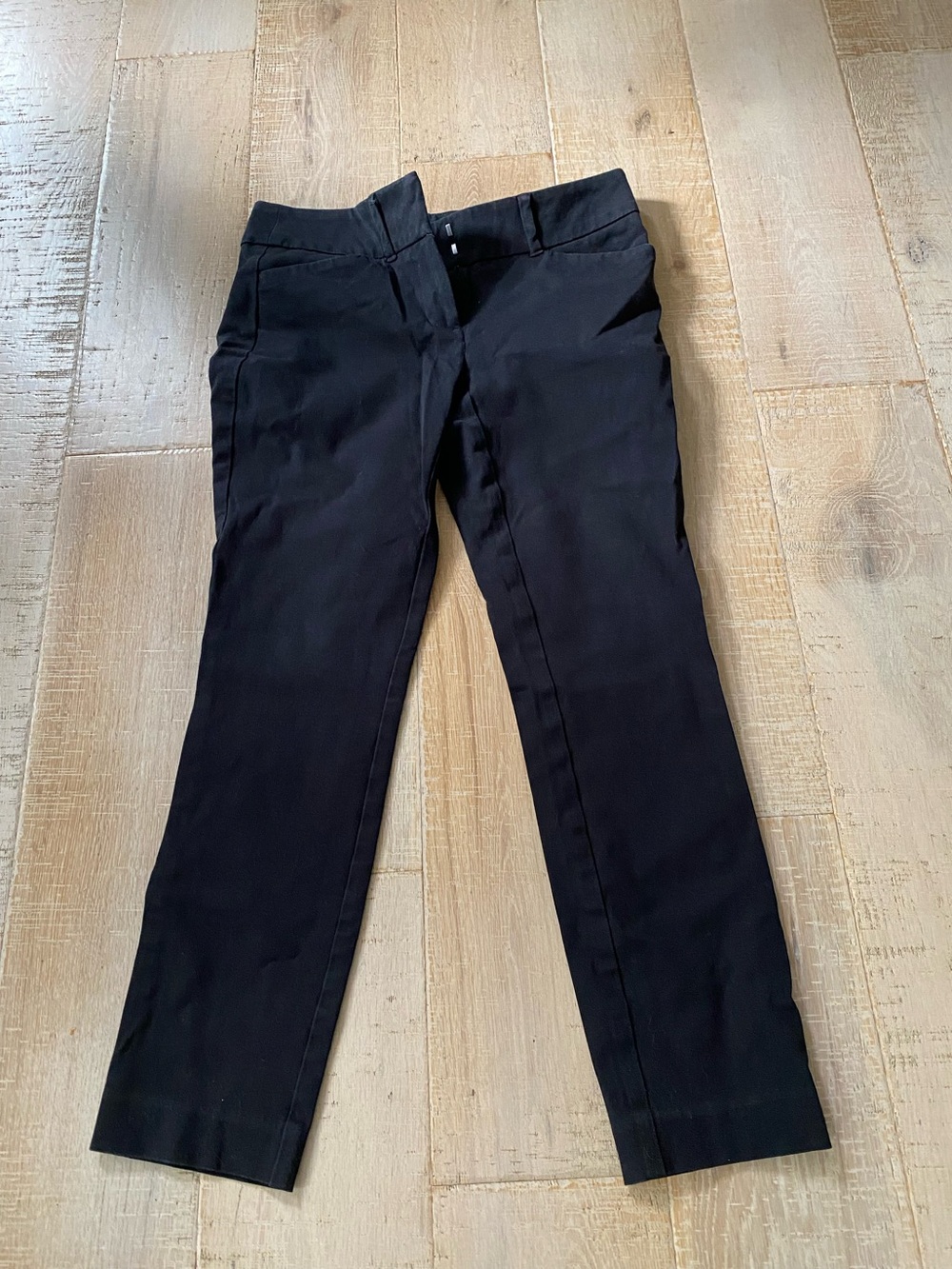 Loft Outlet Skinny Ankle Black Pants Sz. 0